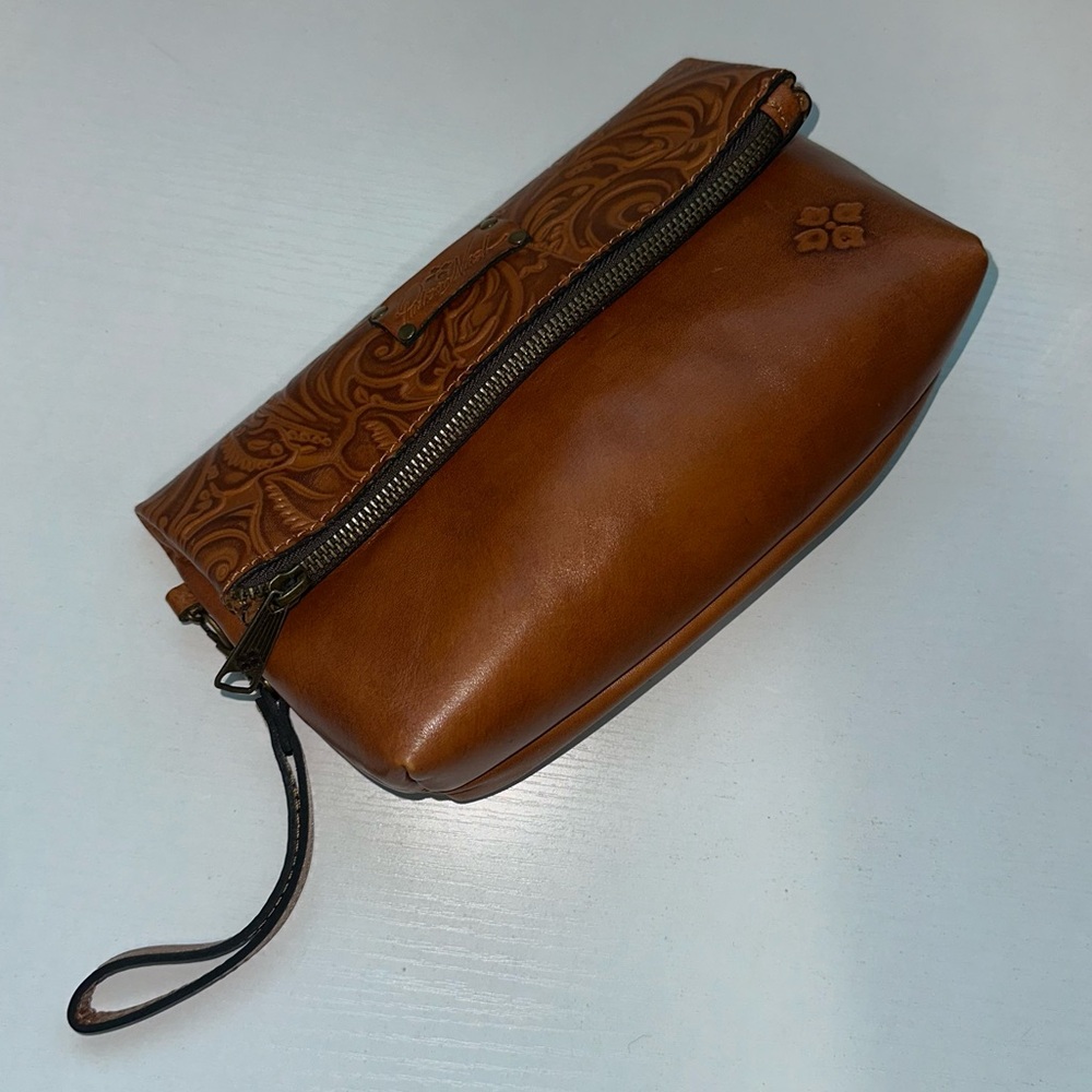 Patricia Nash Tooled Leather Foldover Wristlet - Picture 4 of 10